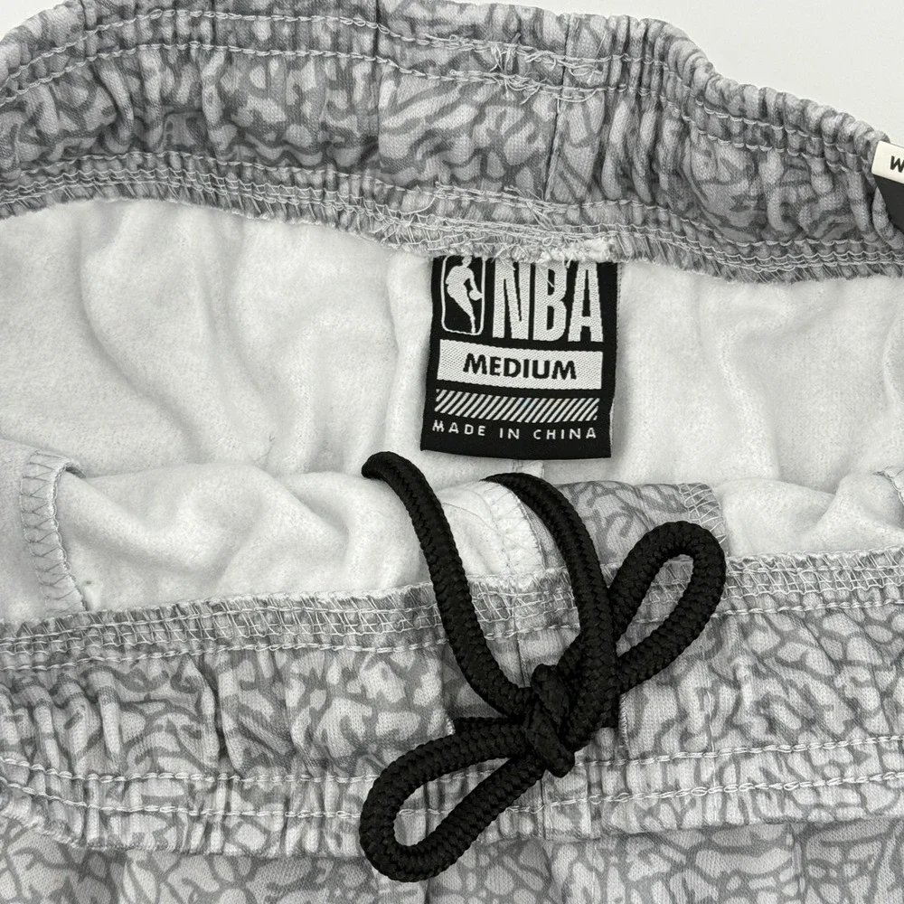 NBA Basketball Power Drive Shorts Mens Size Medium Gray Athleisure Athletic Gym - Picture 8 of 16